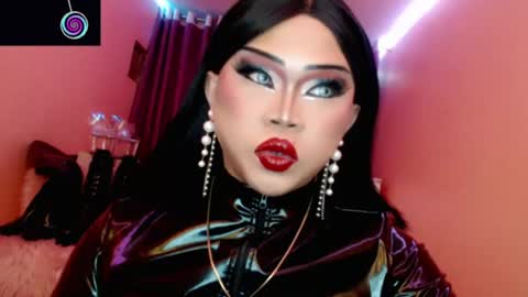 Queen Mireska online show from 07/18/26, 01:48