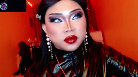 Queen Mireska online show from 07/25/26, 02:47