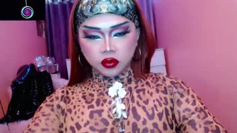 Queen Mireska online show from 07/27/26, 11:50