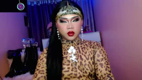 Queen Mireska online show from 07/28/26, 07:39
