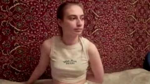 Snapshot of amiefetty chatting on 11/17/25, 02:01 Iveta online show from 11/17/25, 02:01