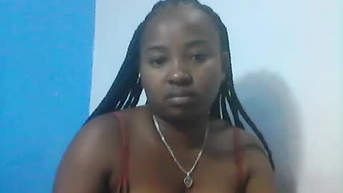 Snapshot of amielle_01 chatting on 06/14/26, 10:28 amielle_01 online show from 06/14/26, 10:28