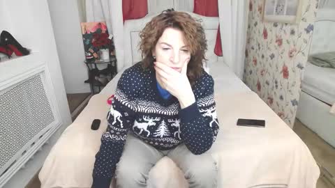 Snapshot of amihotgranny chatting on 02/13/26, 06:53 Ami online show from 02/13/26, 06:53
