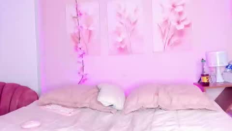 Snapshot of amiiclark chatting on 03/22/26, 07:06 AmiiClark online show from 03/22/26, 07:06