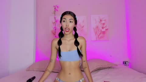 Snapshot of amiiclark chatting on 04/04/26, 07:11 AmiiClark online show from 04/04/26, 07:11