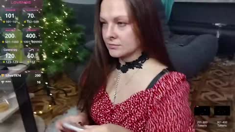 Snapshot of amilafran chatting on 12/14/24, 10:13 Mila online show from 12/14/24, 10:13