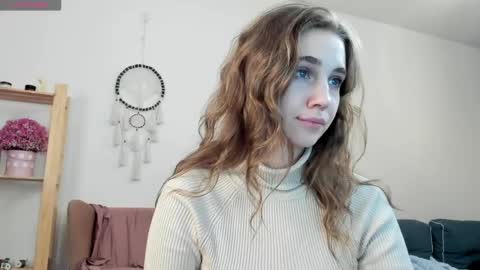Snapshot of amillygil chatting on 04/05/26, 09:34 Emily online show from 04/05/26, 09:34