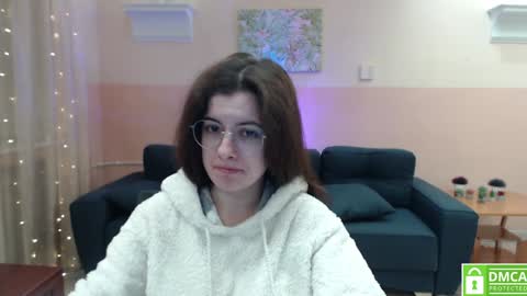 Amina online show from 01/06/25, 06:25