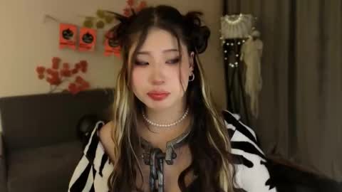 aminasaffron online show from 10/26/25, 04:35