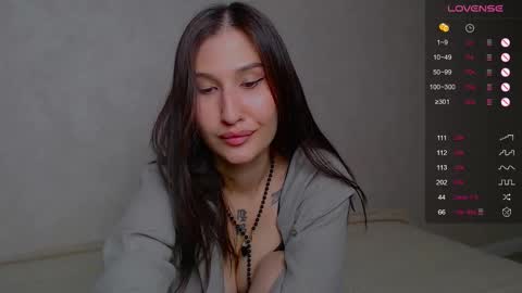 Camilla online show from 10/26/25, 12:16