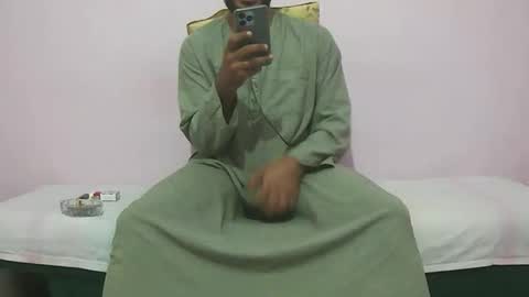 Amir online show from 10/18/25, 08:20