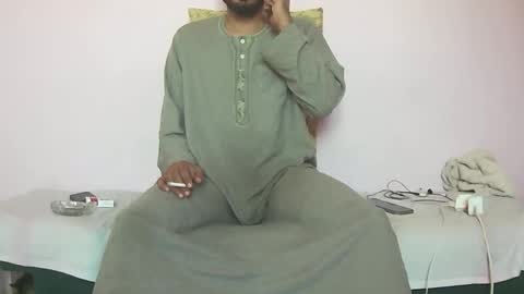 Amir online show from 10/29/25, 12:07