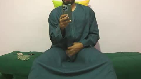 Amir online show from 11/21/25, 10:19