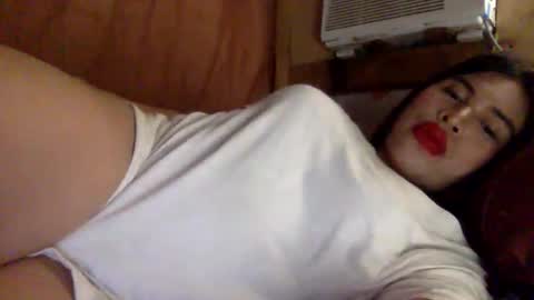 Snapshot of amira_papaya69 chatting on 06/07/26, 05:38 Amira online show from 06/07/26, 05:38