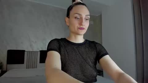 AmiraAnne online show from 03/19/26, 07:29