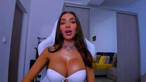 Arinna online show from 02/04/25, 11:38