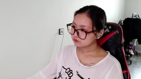 Snapshot of amiramita chatting on 06/11/26, 03:04 Kathrynenijou online show from 06/11/26, 03:04