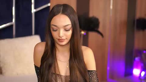 Amiraveyl online show from 09/16/25, 09:38