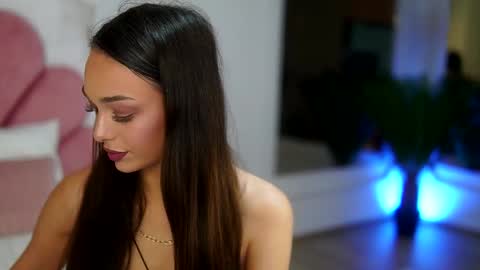 Amiraveyl online show from 10/04/25, 08:51