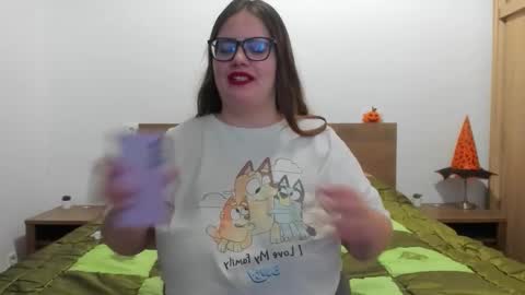 Amira Vyxen online show from 11/19/25, 10:54