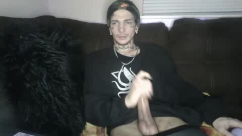 Snapshot of amiri_sweater chatting on 02/25/25, 09:42 amiri_sweater online show from 02/25/25, 09:42