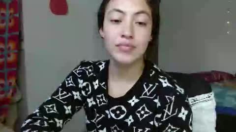 Snapshot of amitlu_ chatting on 09/23/25, 06:33 amitlu_ online show from 09/23/25, 06:33