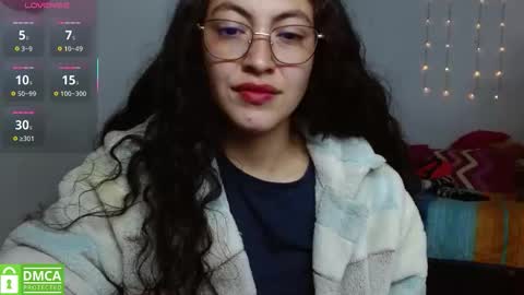 amitlu_ online show from 11/13/25, 12:42