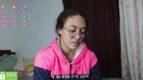 Snapshot of amitlu_ chatting on 06/11/26, 01:49 amitlu_ online show from 06/11/26, 01:49