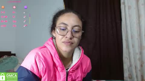 Snapshot of amitlu_ chatting on 06/11/26, 02:53 amitlu_ online show from 06/11/26, 02:53