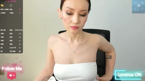 amiwong online show from 04/26/26, 04:54