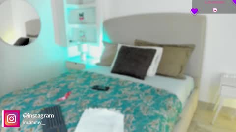 Snapshot of ammy_brown_ chatting on 10/30/25, 07:47 AMMY online show from 10/30/25, 07:47