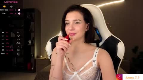 Ammy  dont forget to thumbs up me  online show from 12/17/25, 02:50