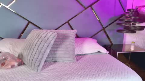 ammy durand online show from 10/06/25, 07:22