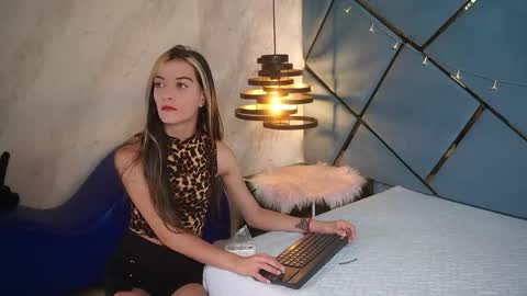ammy durand online show from 06/07/26, 07:17