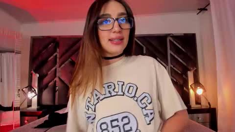 Snapshot of ammy_glow chatting on 12/02/25, 03:56 ammy_glow online show from 12/02/25, 03:56