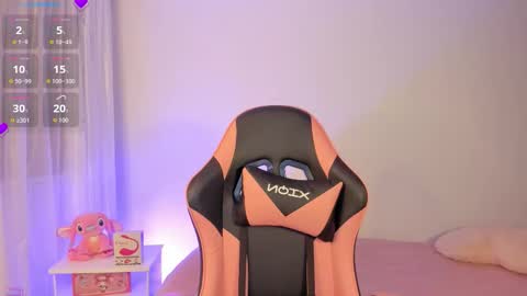 Snapshot of ammy_rodriguez_ chatting on 11/16/25, 04:40 Ammy online show from 11/16/25, 04:40