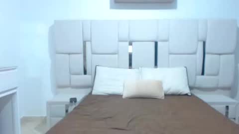 Snapshot of ammy_velez chatting on 02/23/25, 01:24 ammy_velez online show from 02/23/25, 01:24