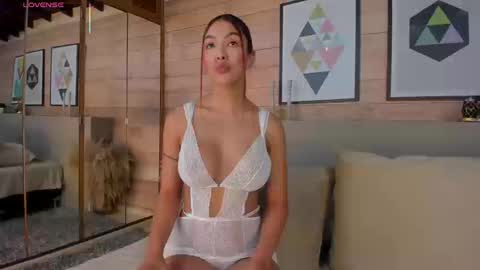 Snapshot of ammyscott1 chatting on 09/12/25, 10:21 Ammy Scott online show from 09/12/25, 10:21