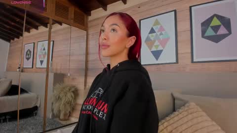 Snapshot of ammyscott1 chatting on 09/30/25, 11:21 Ammy Scott online show from 09/30/25, 11:21