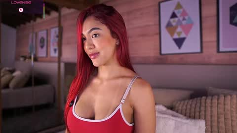 Snapshot of ammyscott1 chatting on 10/08/25, 11:24 Ammy Scott online show from 10/08/25, 11:24