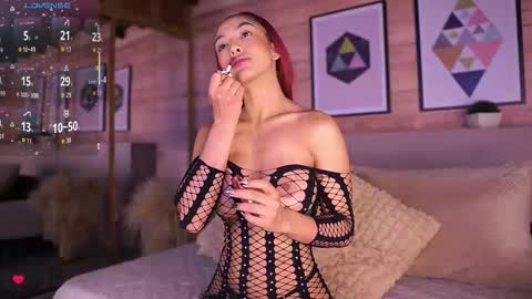 Snapshot of ammyscott1 chatting on 11/07/25, 10:43 Ammy Scott online show from 11/07/25, 10:43