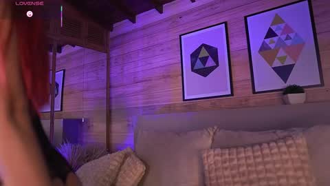 Snapshot of ammyscott1 chatting on 11/26/25, 07:15 Ammy Scott online show from 11/26/25, 07:15