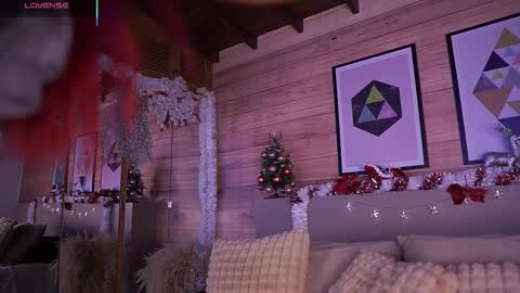 Snapshot of ammyscott1 chatting on 12/14/25, 07:29 Ammy Scott online show from 12/14/25, 07:29