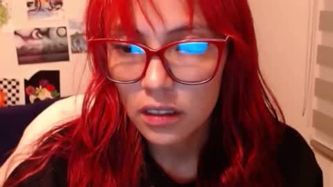 Snapshot of ammysweetx chatting on 10/24/25, 01:03 yisel online show from 10/24/25, 01:03