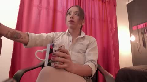 ammytorrez_ online show from 11/27/25, 11:23