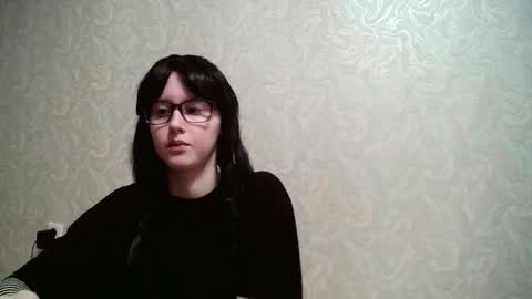 Snapshot of amomira chatting on 11/18/25, 03:56 Amomira online show from 11/18/25, 03:56