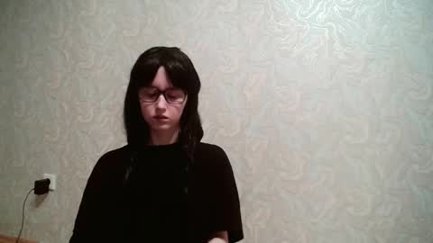 Snapshot of amomira chatting on 12/15/25, 03:00 Amomira online show from 12/15/25, 03:00