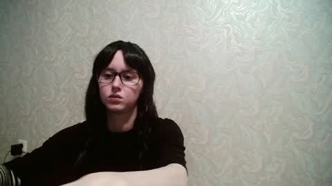 Amomira honeyx online show from 06/13/26, 11:52