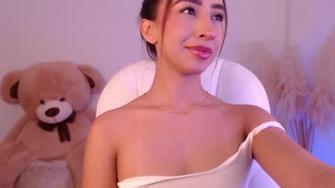 Sophi online show from 10/29/25, 11:01