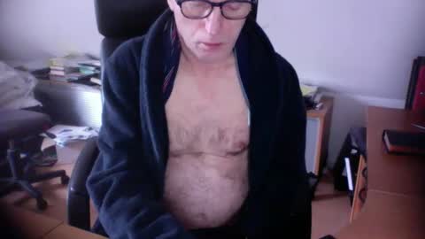 Snapshot of amor2200 chatting on 12/21/24, 10:39 Amor2200 online show from 12/21/24, 10:39